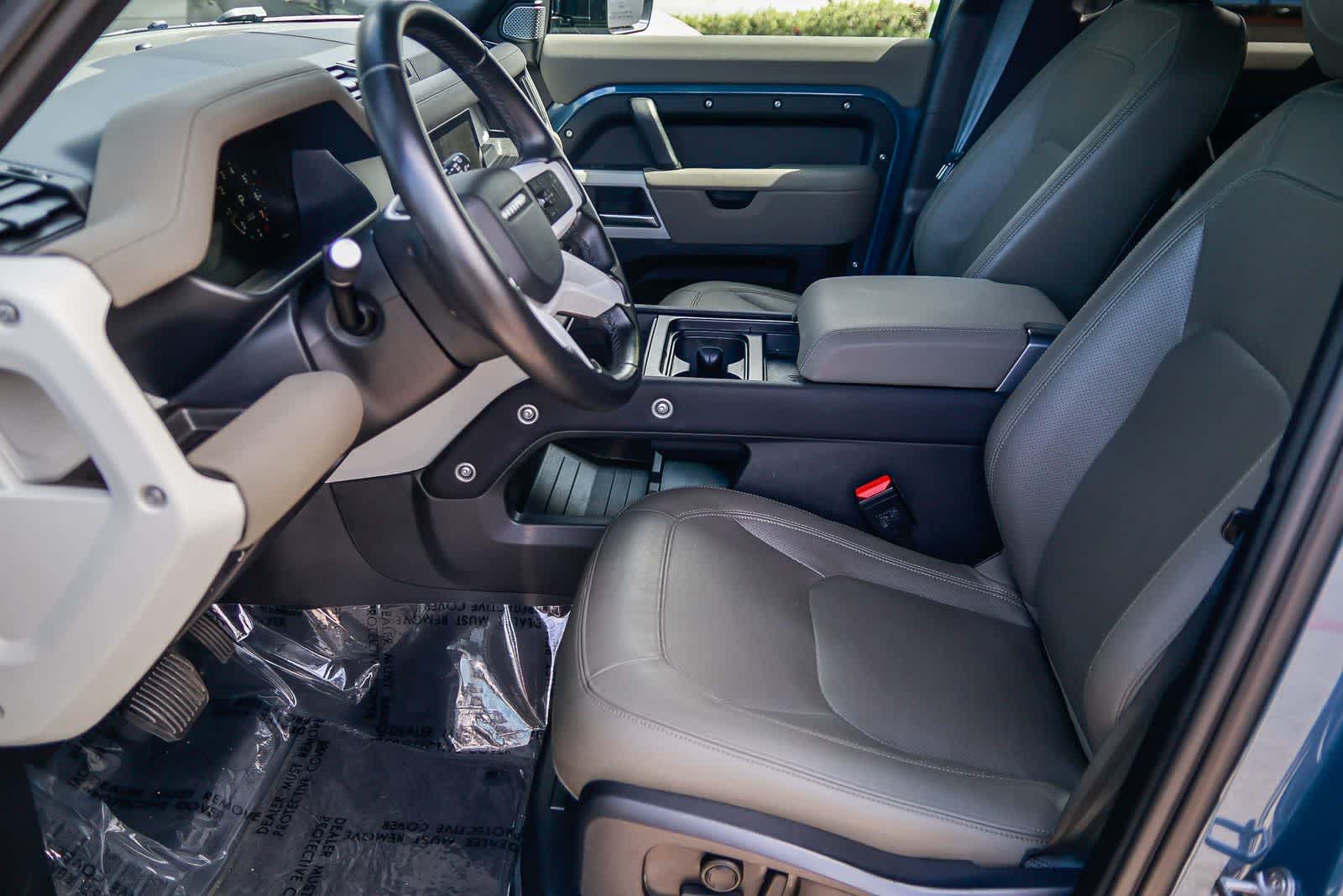 Thumbnail: 2023 Land Rover Defender - 19