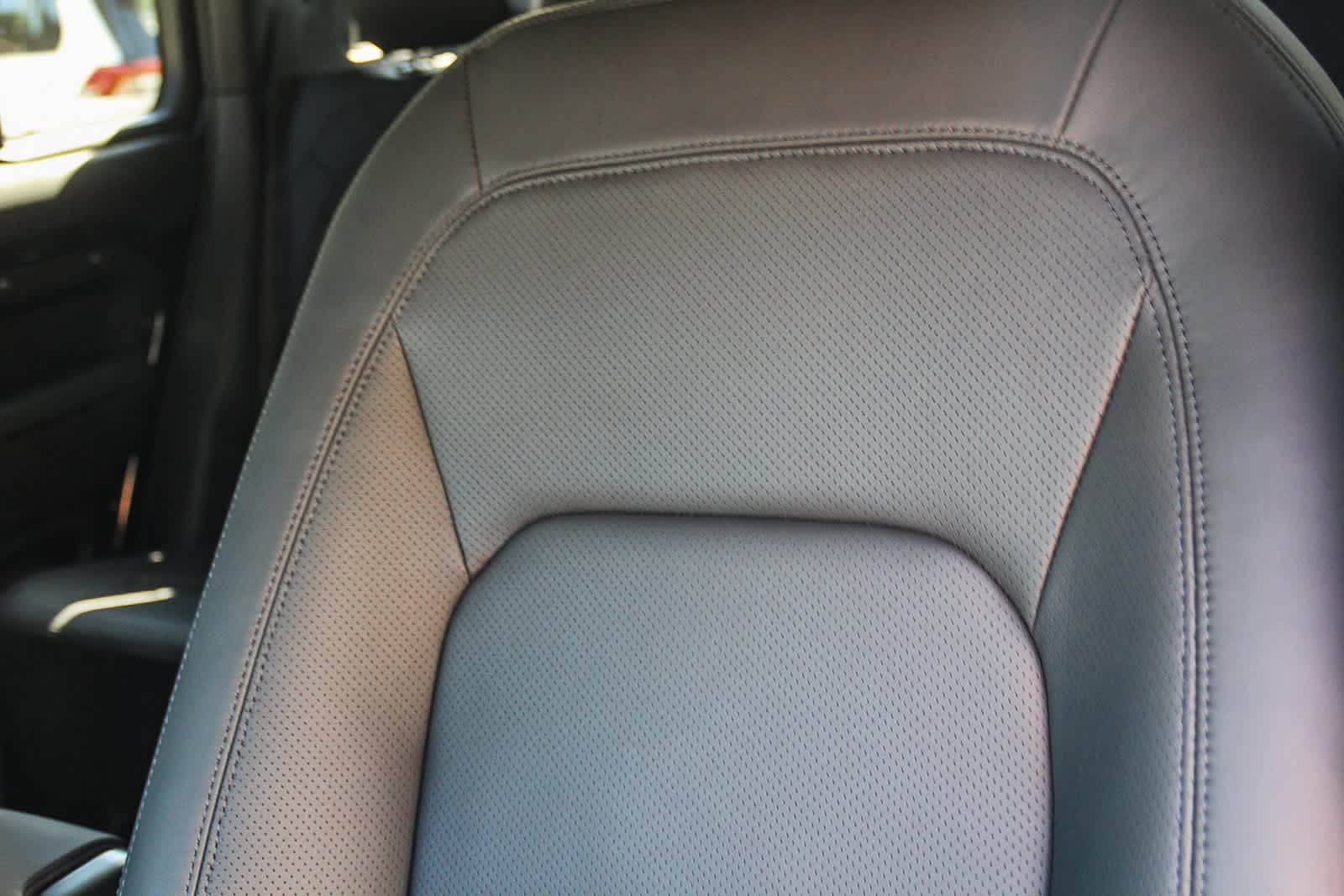 Thumbnail: 2026 Land Rover Defender - 23