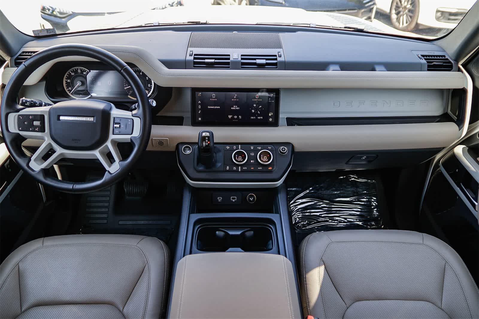 Thumbnail: 2023 Land Rover Defender - 12