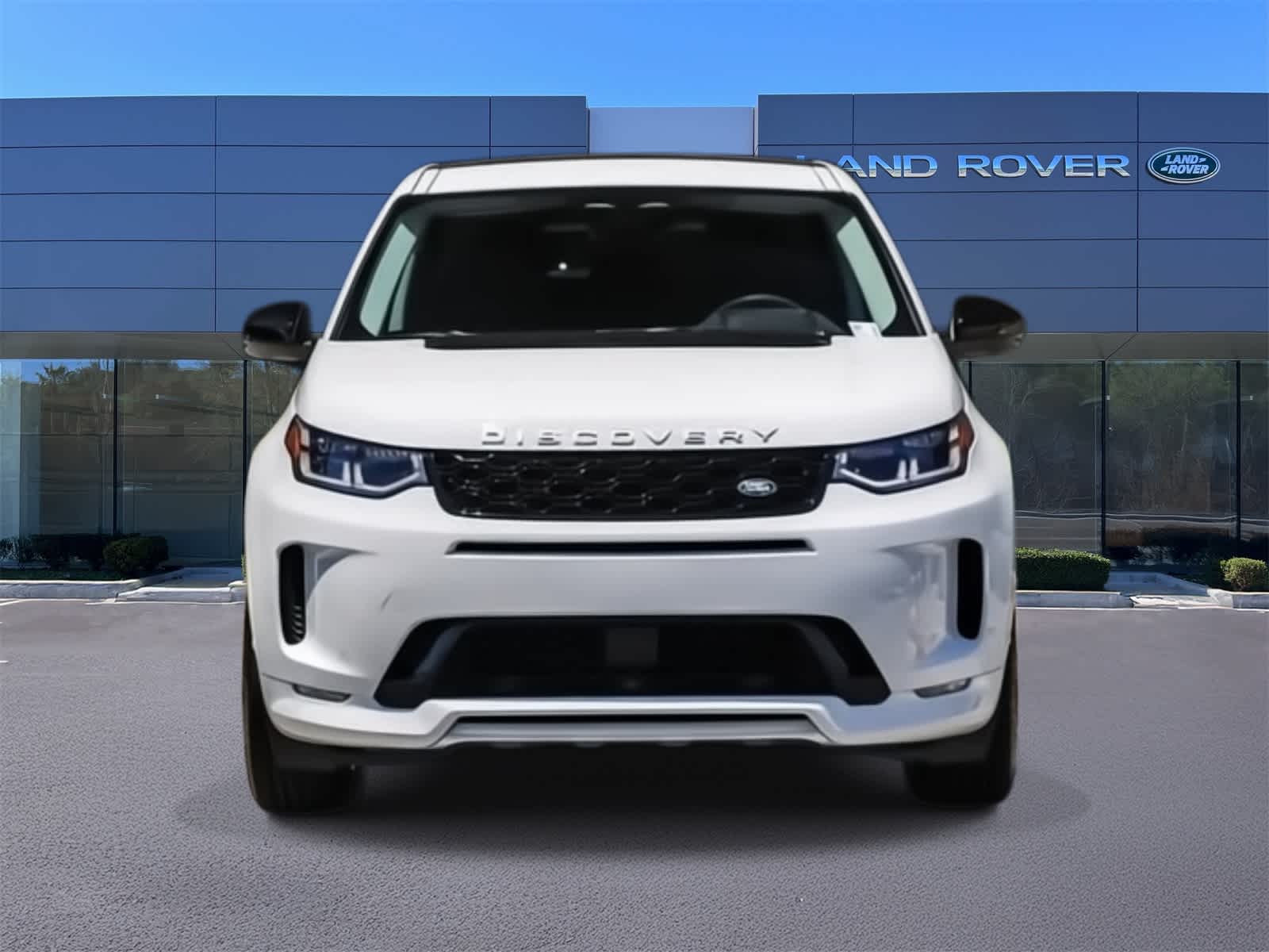 Thumbnail: 2024 Land Rover Discovery Sport - 2