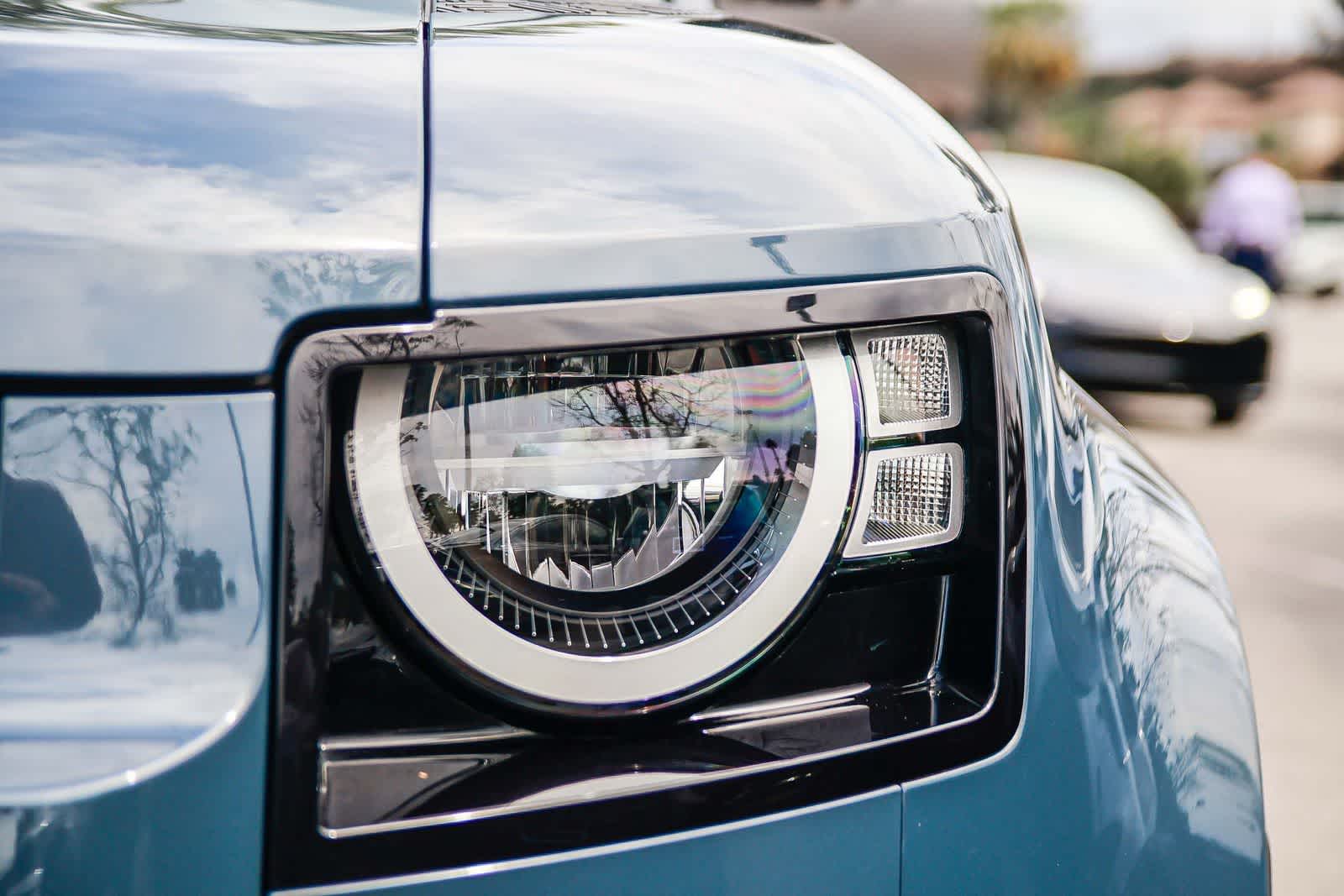 Thumbnail: 2023 Land Rover Defender - 10