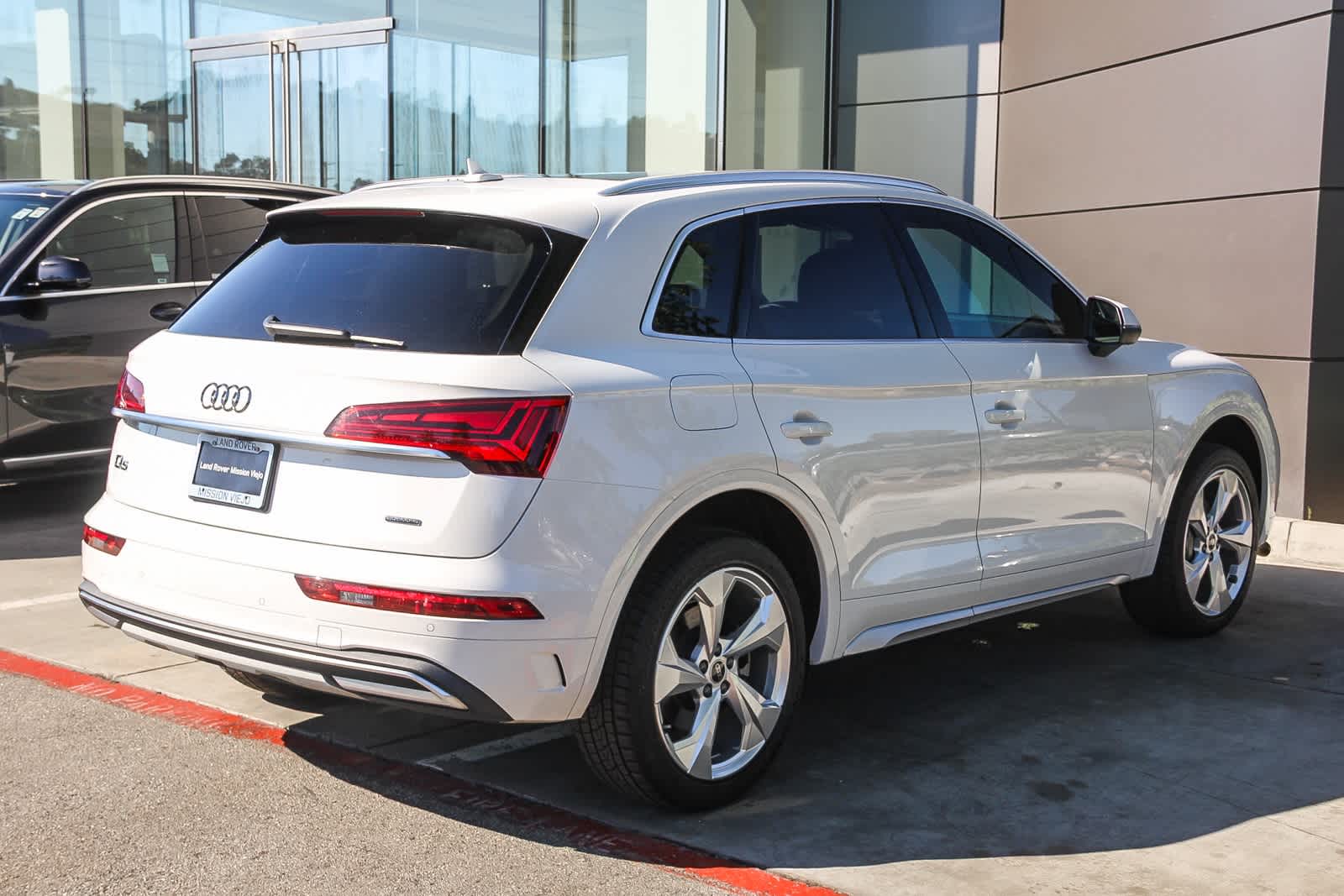 Thumbnail: 2021 Audi Q5 - 7