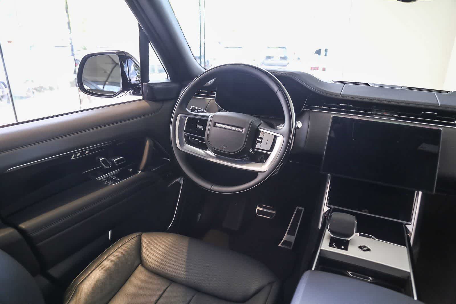 Thumbnail: 2026 Land Rover Range Rover - 12