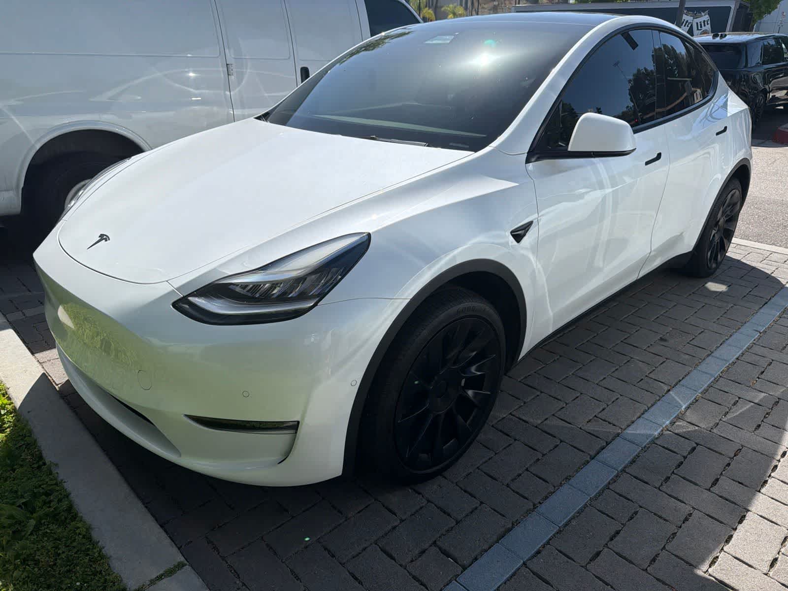2022 Tesla Model Y Long Range -
                  Mission Viejo, CA