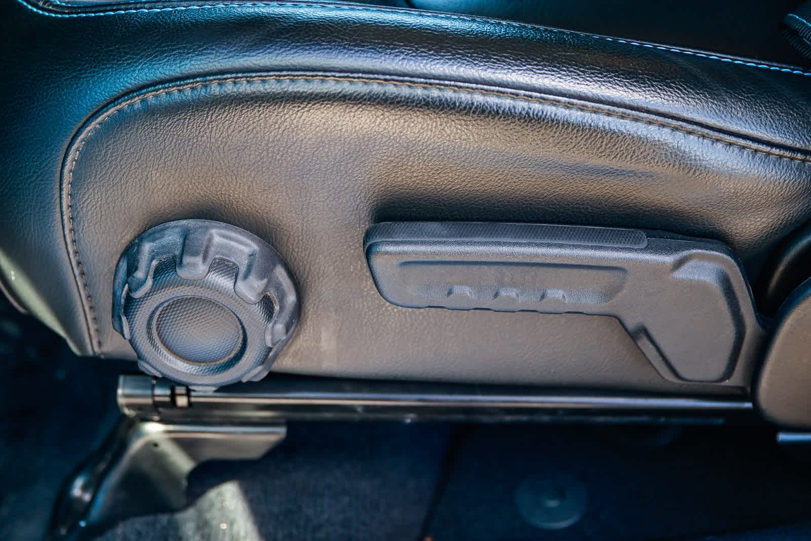 Thumbnail: 2022 Jeep Wrangler - 21