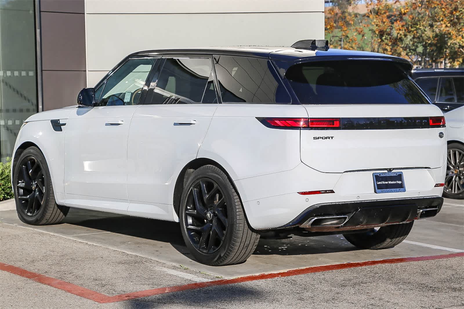 Thumbnail: 2023 Land Rover Range Rover Sport - 7
