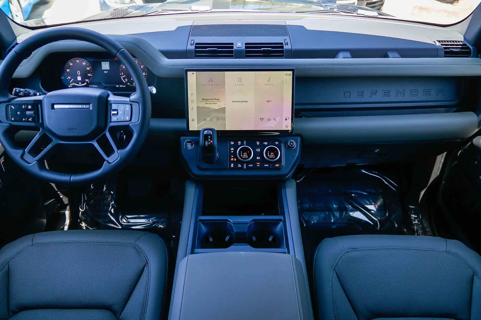 Thumbnail: 2026 Land Rover Defender - 12