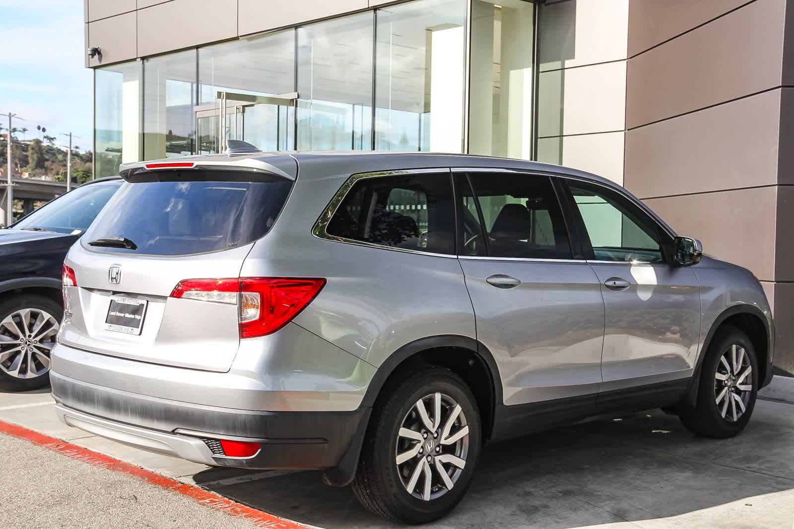 Thumbnail: 2020 Honda Pilot - 9