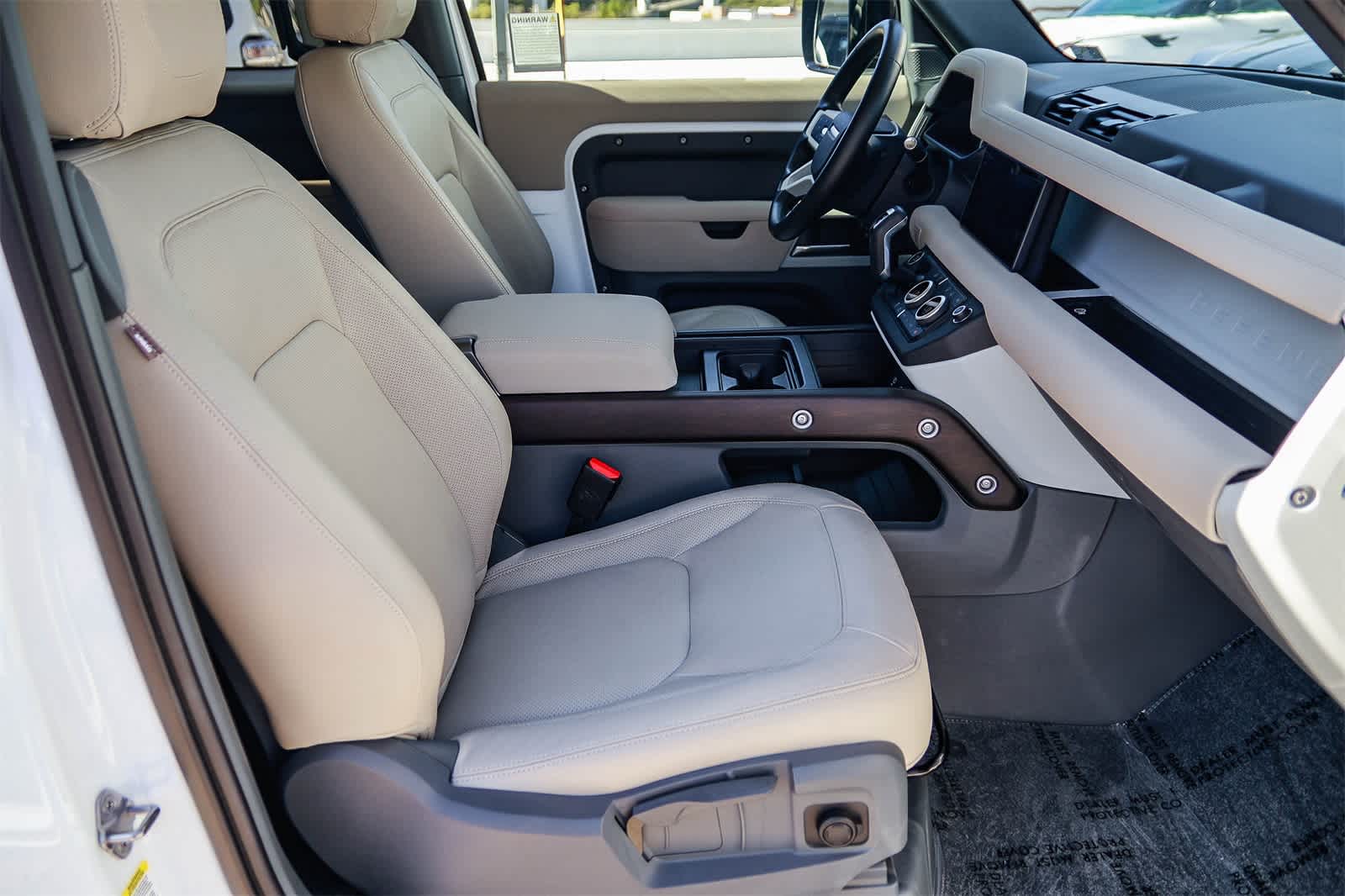 Thumbnail: 2023 Land Rover Defender - 16