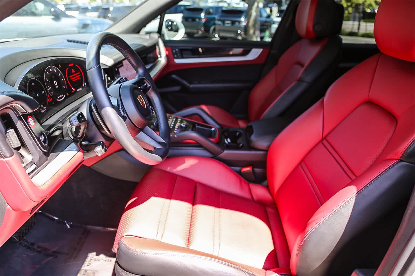 Thumbnail: 2024 Porsche Cayenne - 17