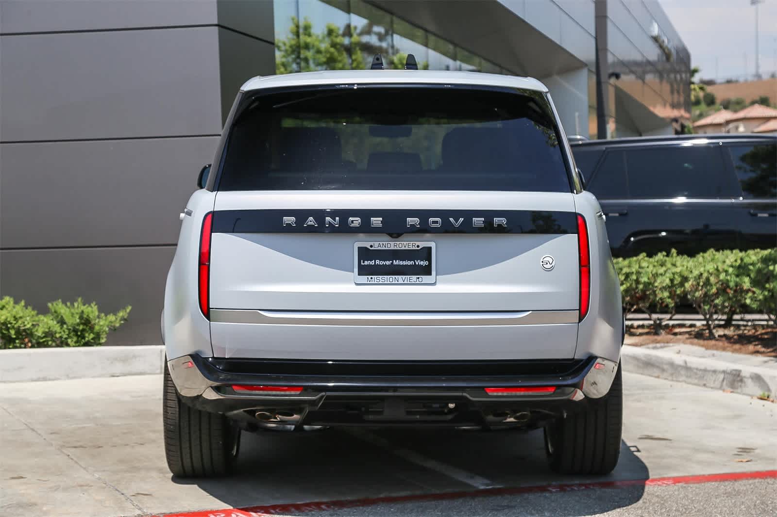Thumbnail: 2025 Land Rover Range Rover - 7