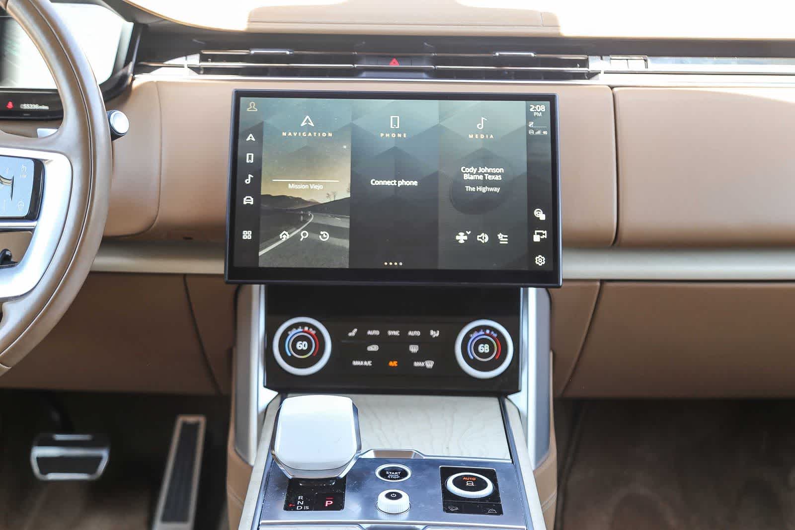 Thumbnail: 2023 Land Rover Range Rover - 14