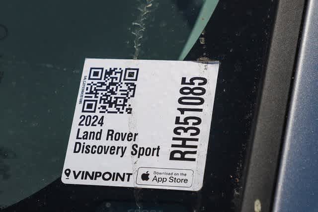 Thumbnail: 2024 Land Rover Discovery Sport - 29