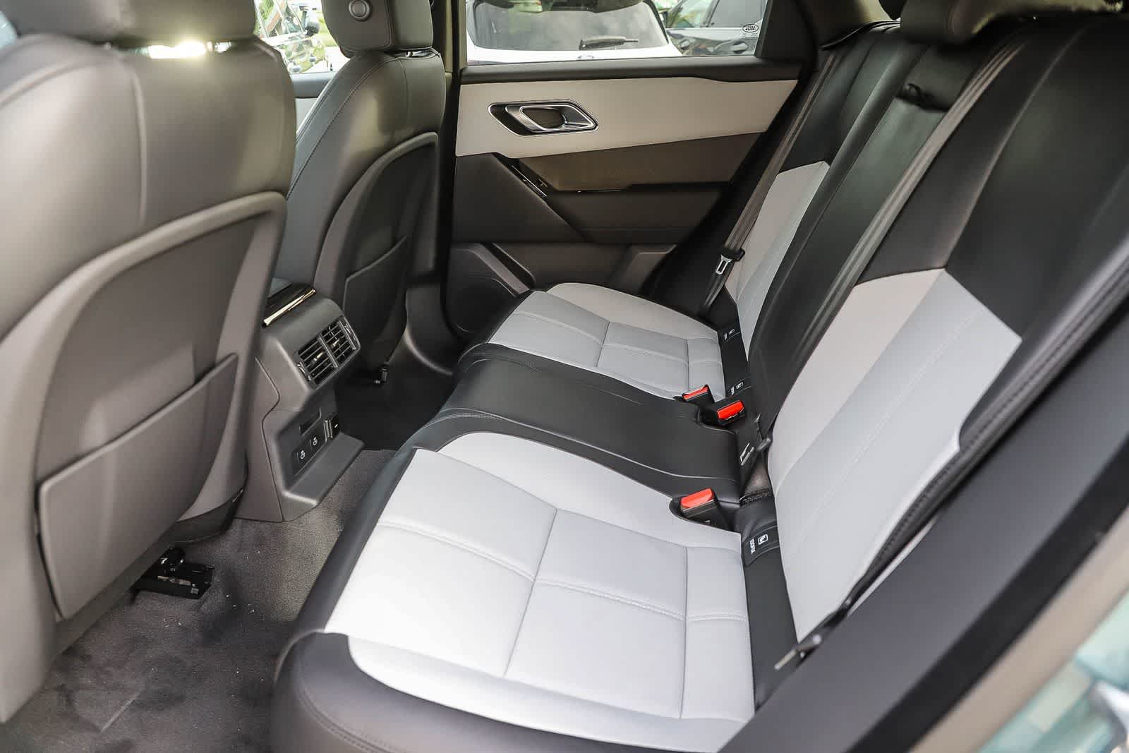 Thumbnail: 2026 Land Rover Range Rover Velar - 17