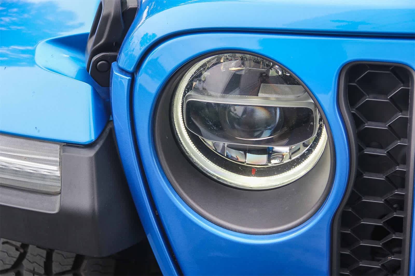 Thumbnail: 2022 Jeep Wrangler - 10