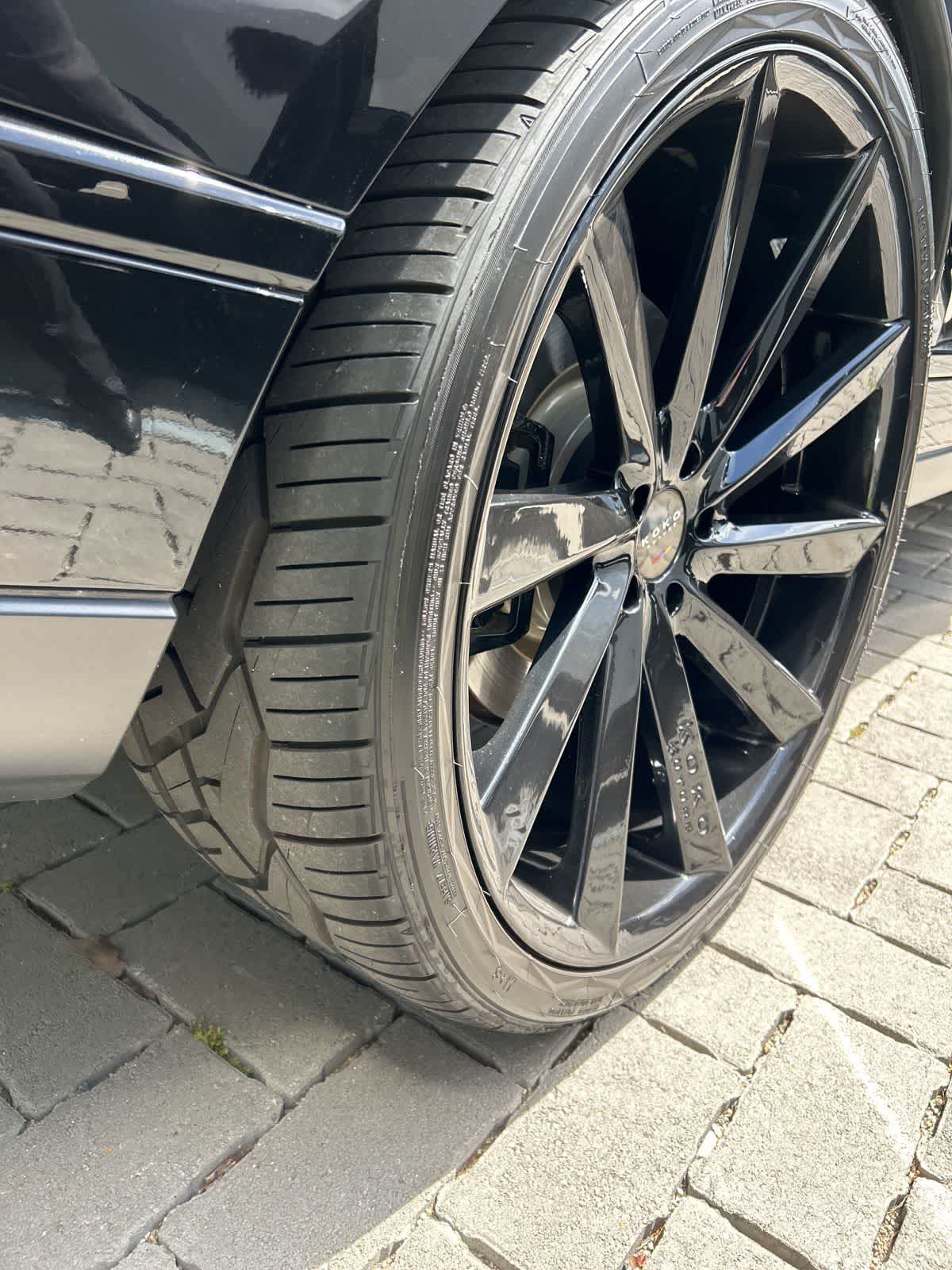 Thumbnail: 2019 Land Rover Range Rover - 18