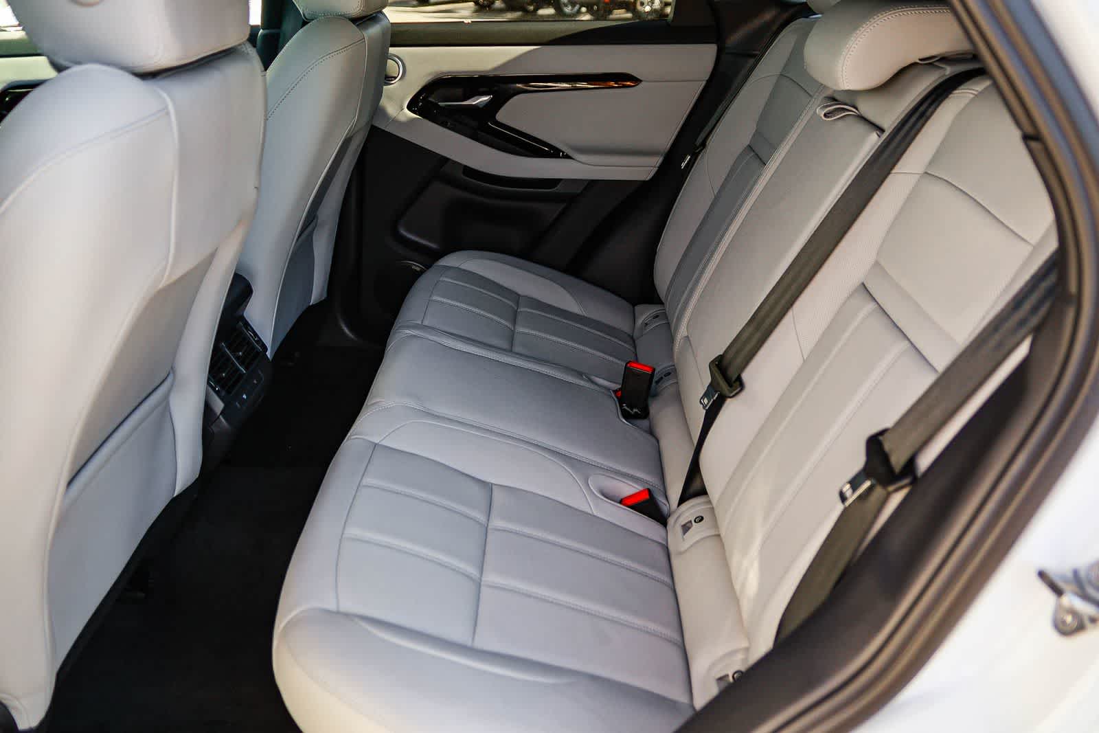 Thumbnail: 2026 Land Rover Range Rover Evoque - 18