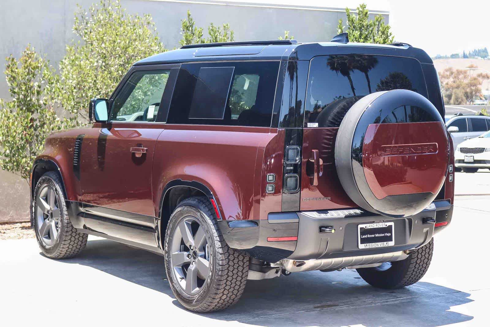 Thumbnail: 2026 Land Rover Defender - 4