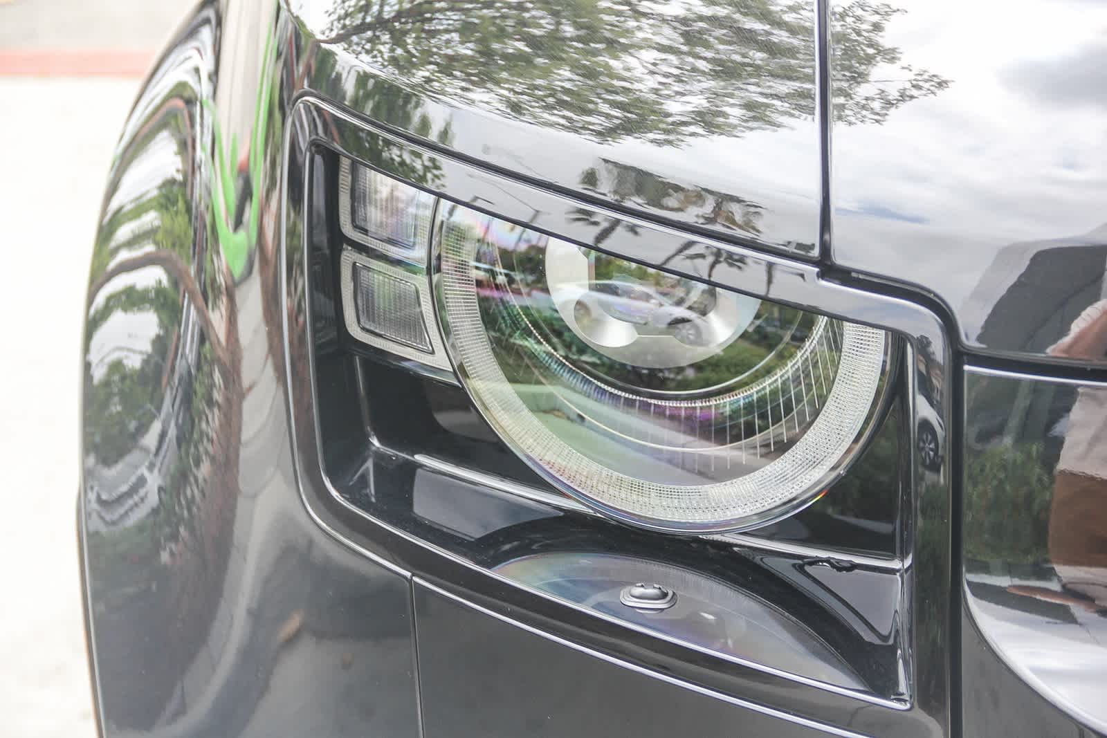 Thumbnail: 2025 Land Rover Defender - 10