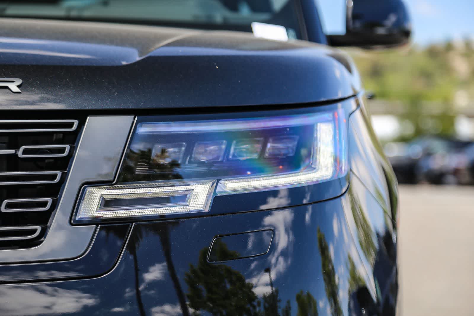 Thumbnail: 2026 Land Rover Range Rover - 11
