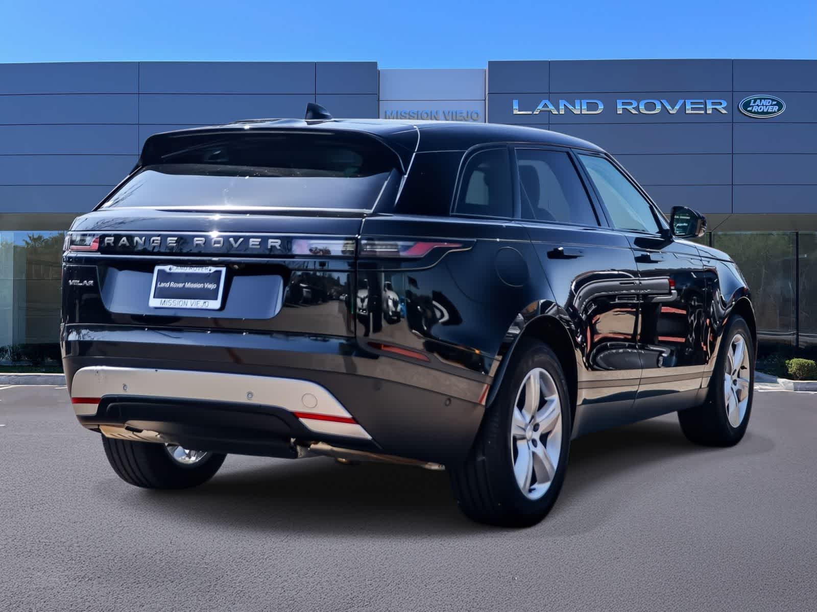 Thumbnail: 2025 Land Rover Range Rover Velar - 4