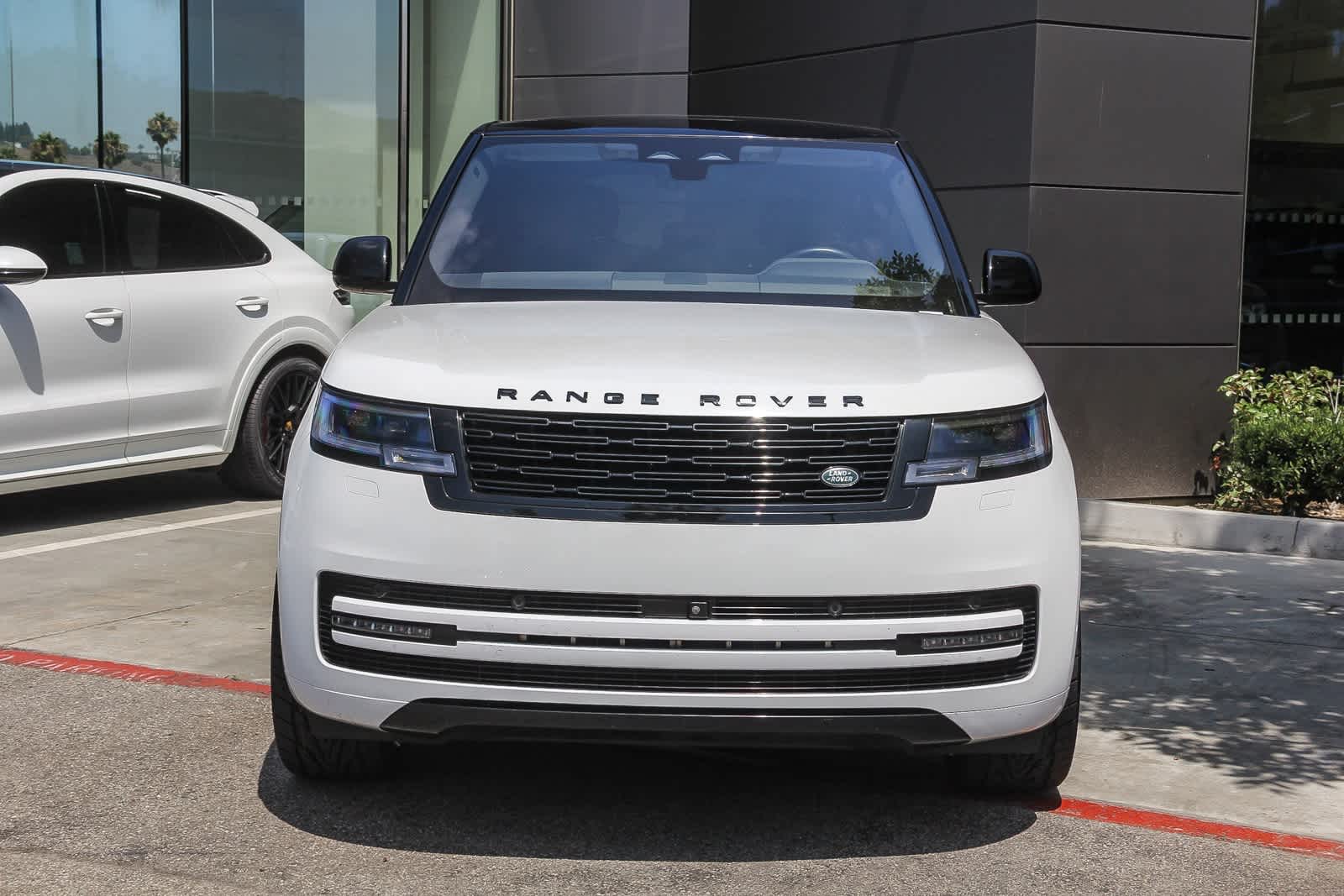 Thumbnail: 2023 Land Rover Range Rover - 2