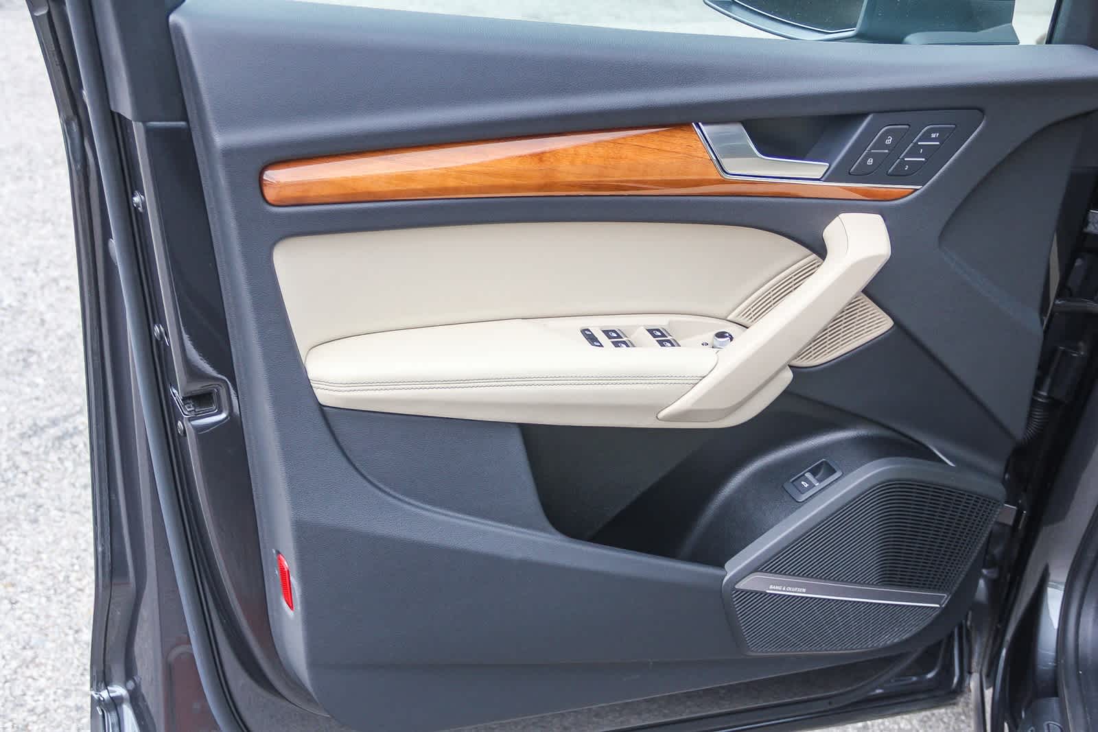 Thumbnail: 2023 Audi Q5 - 19