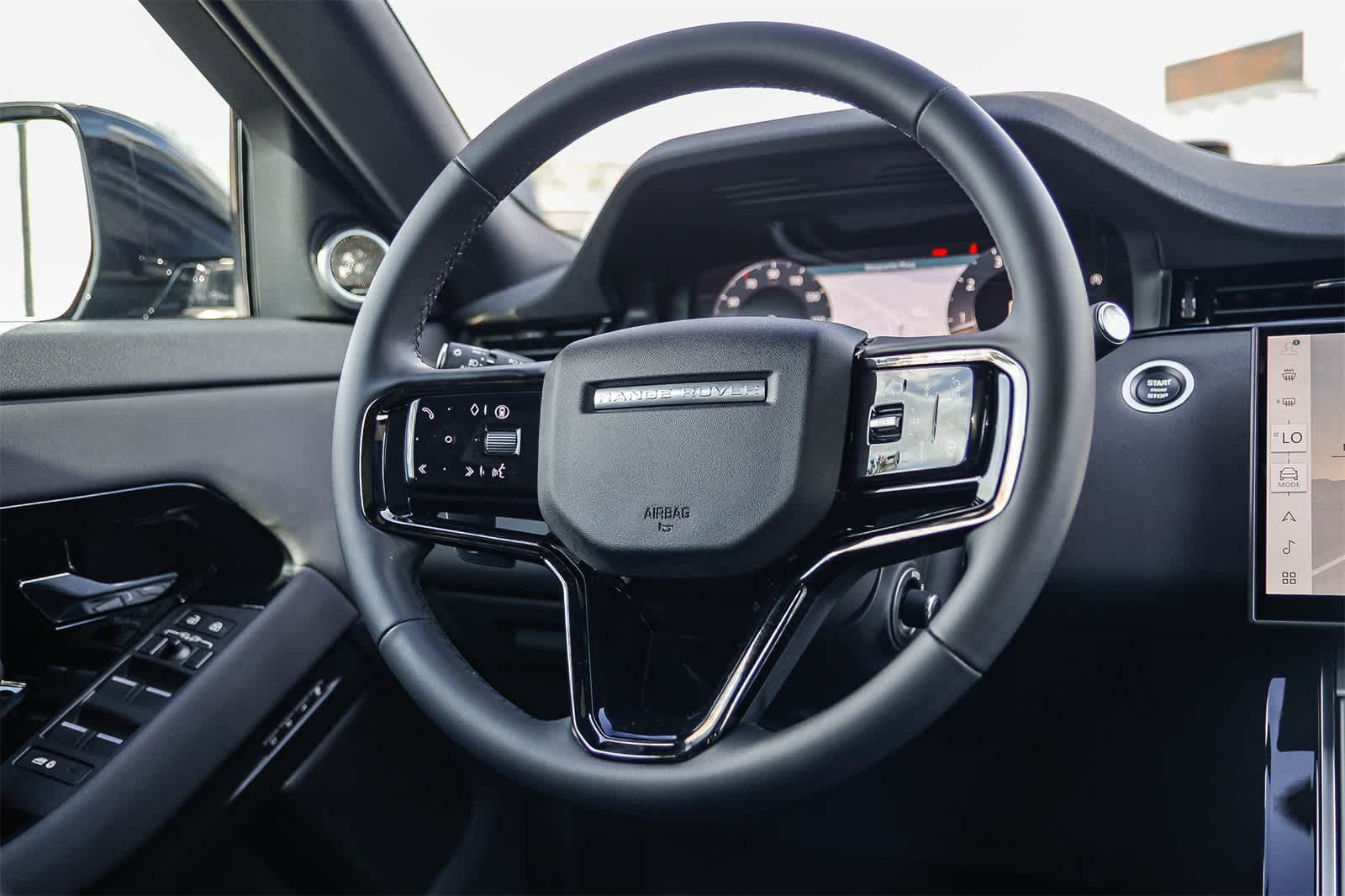 Thumbnail: 2025 Land Rover Range Rover Evoque - 12