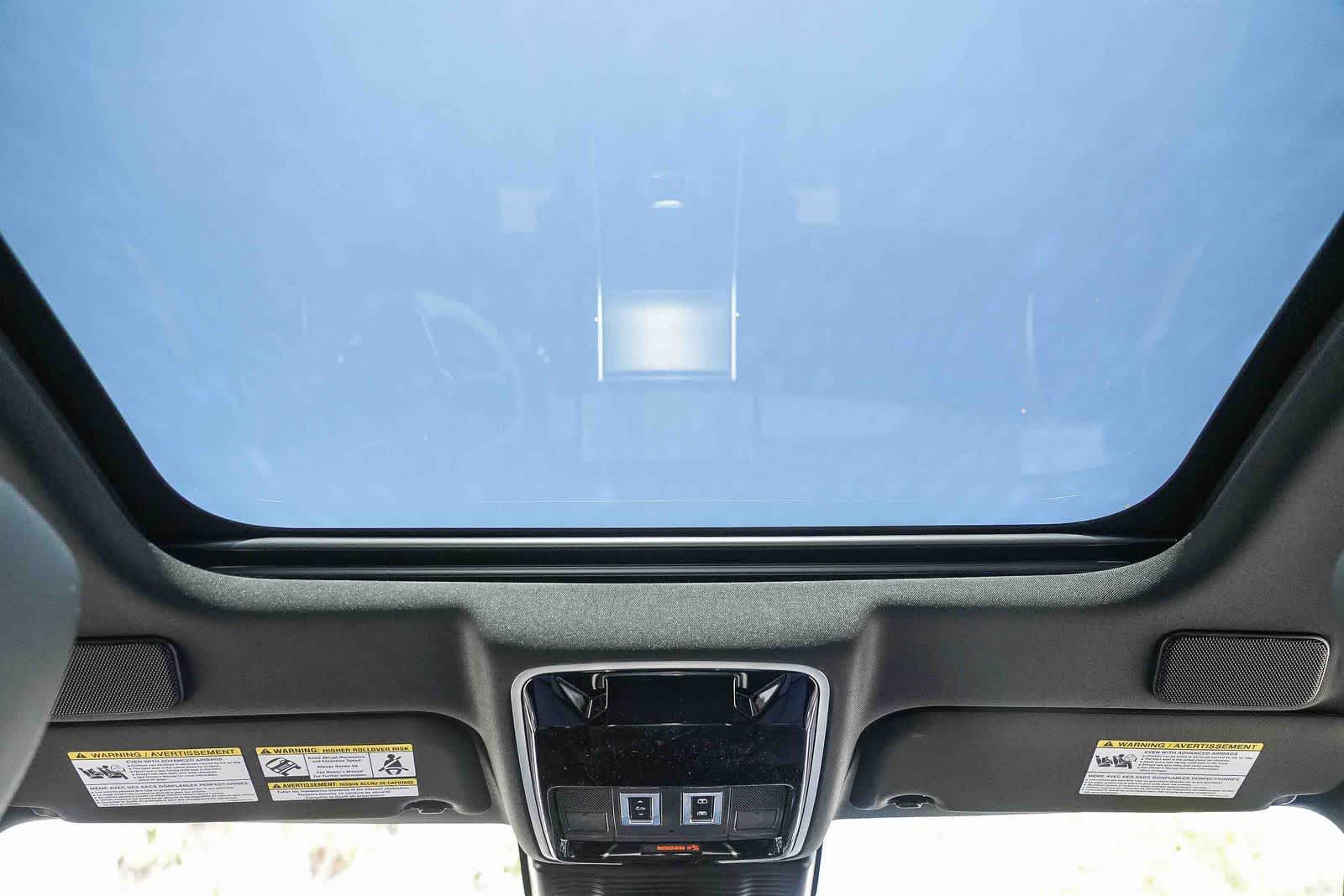 Thumbnail: 2026 Land Rover Range Rover Velar - 15