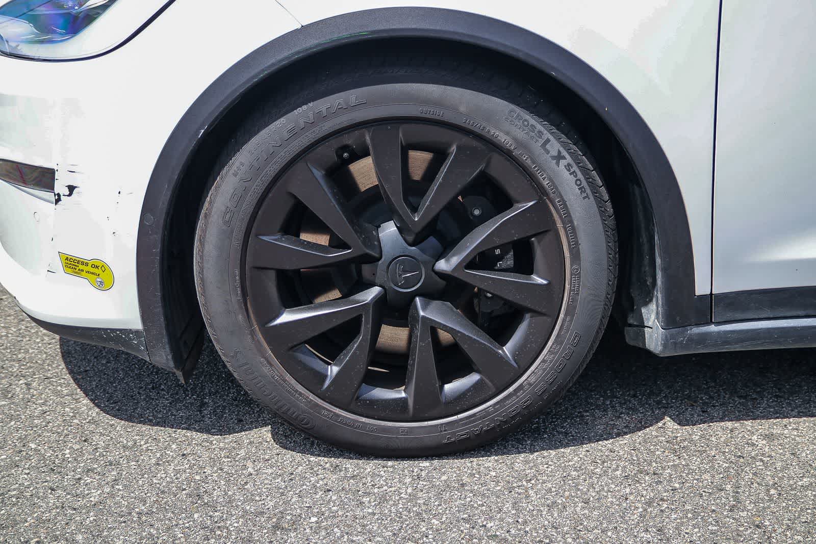 Thumbnail: 2022 Tesla Model X - 9