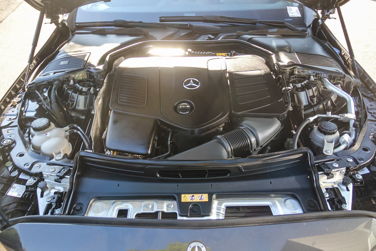 Thumbnail: 2022 Mercedes-Benz C-Class - 22