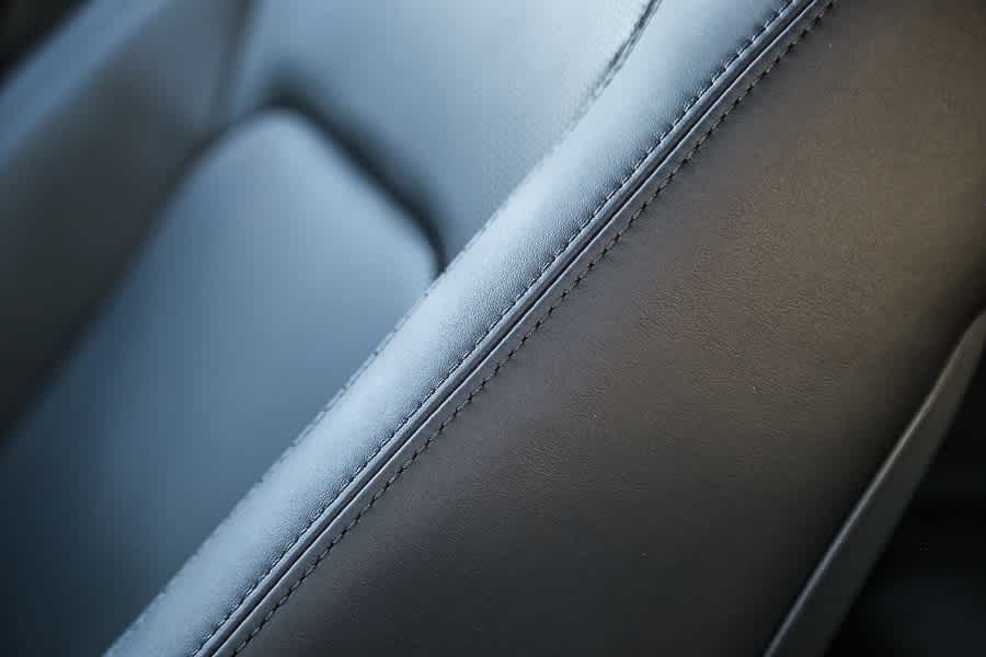 Thumbnail: 2026 Land Rover Defender - 24