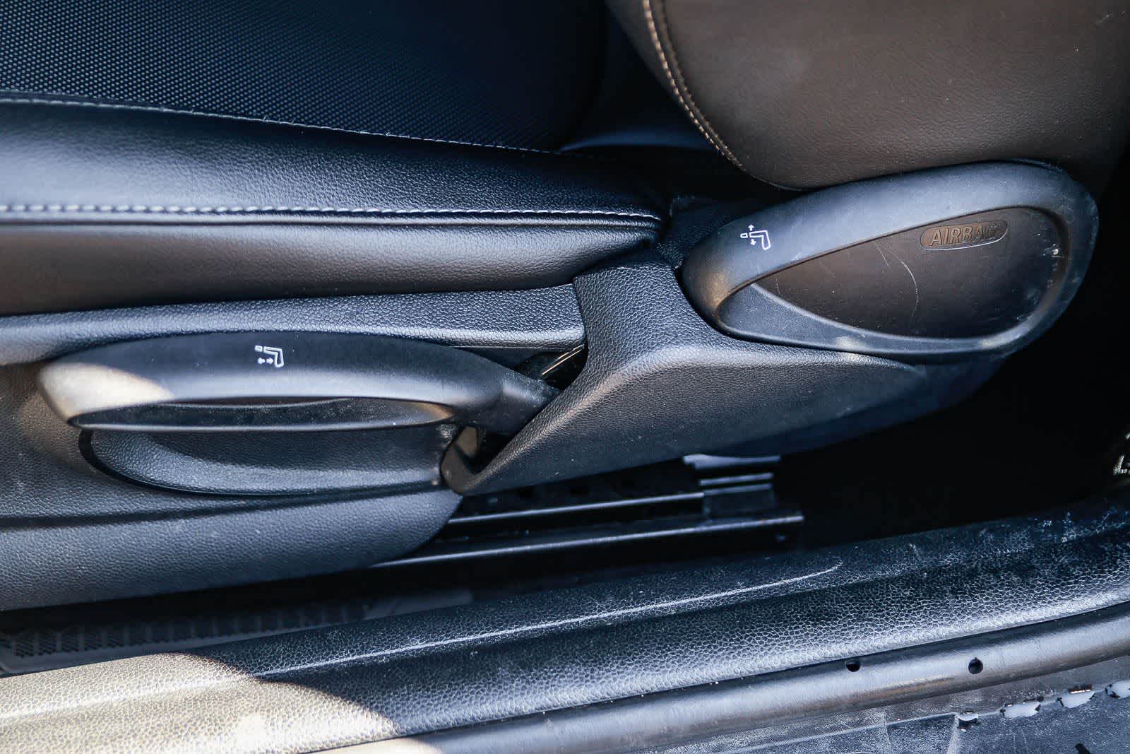 Thumbnail: 2014 MINI Cooper Hardtop - 22