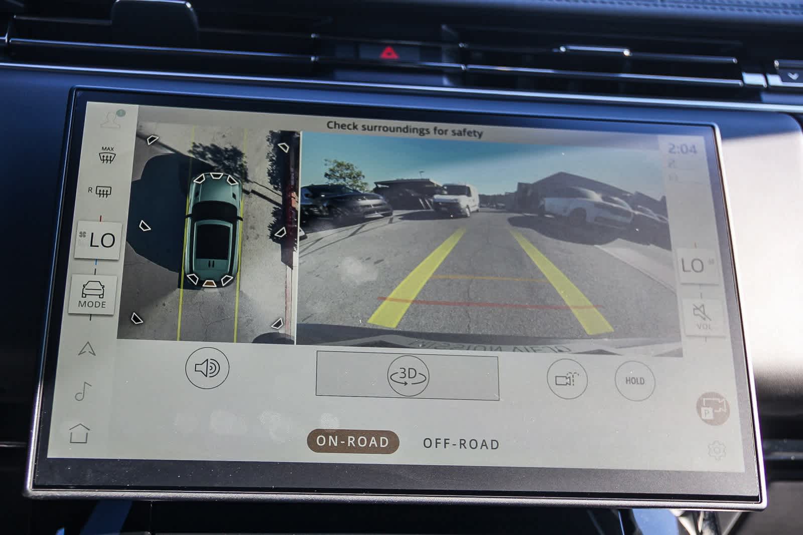 Thumbnail: 2025 Land Rover Range Rover Sport - 21