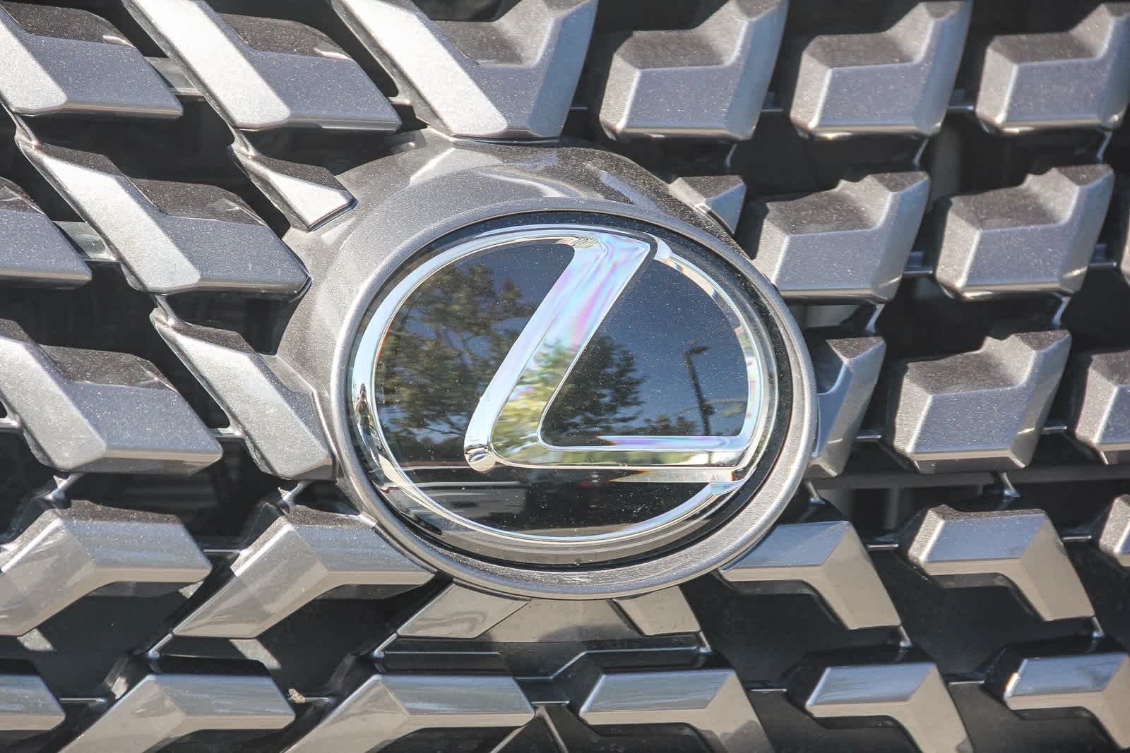 Thumbnail: 2023 Lexus GX - 5