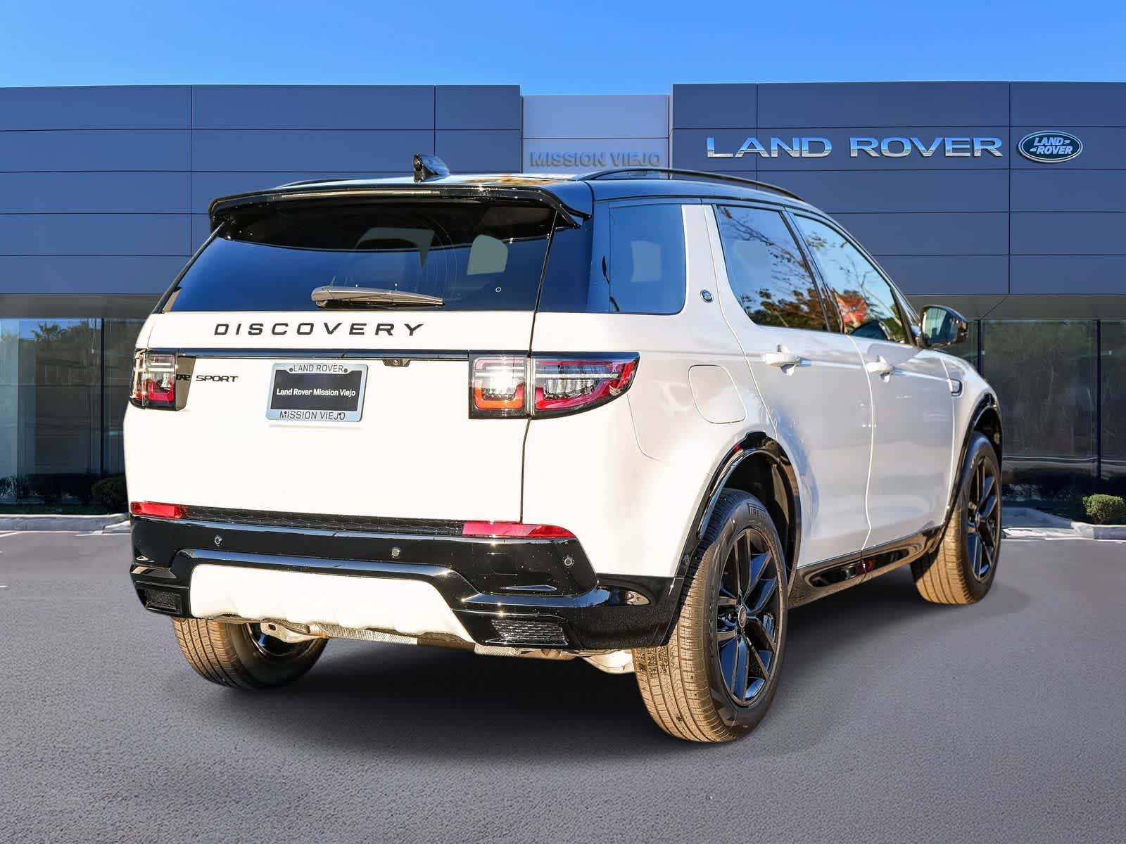 Thumbnail: 2026 Land Rover Discovery Sport - 4