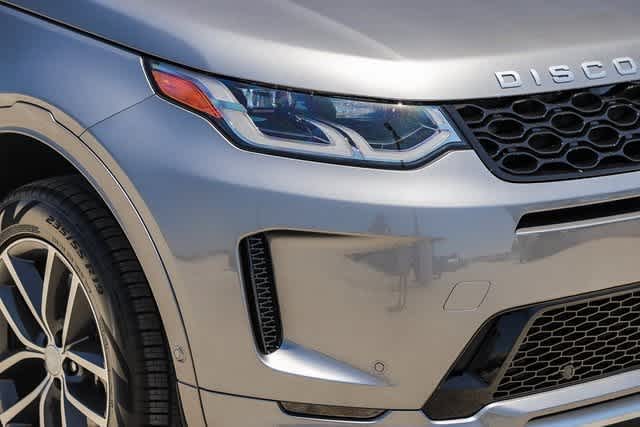 Thumbnail: 2024 Land Rover Discovery Sport - 4