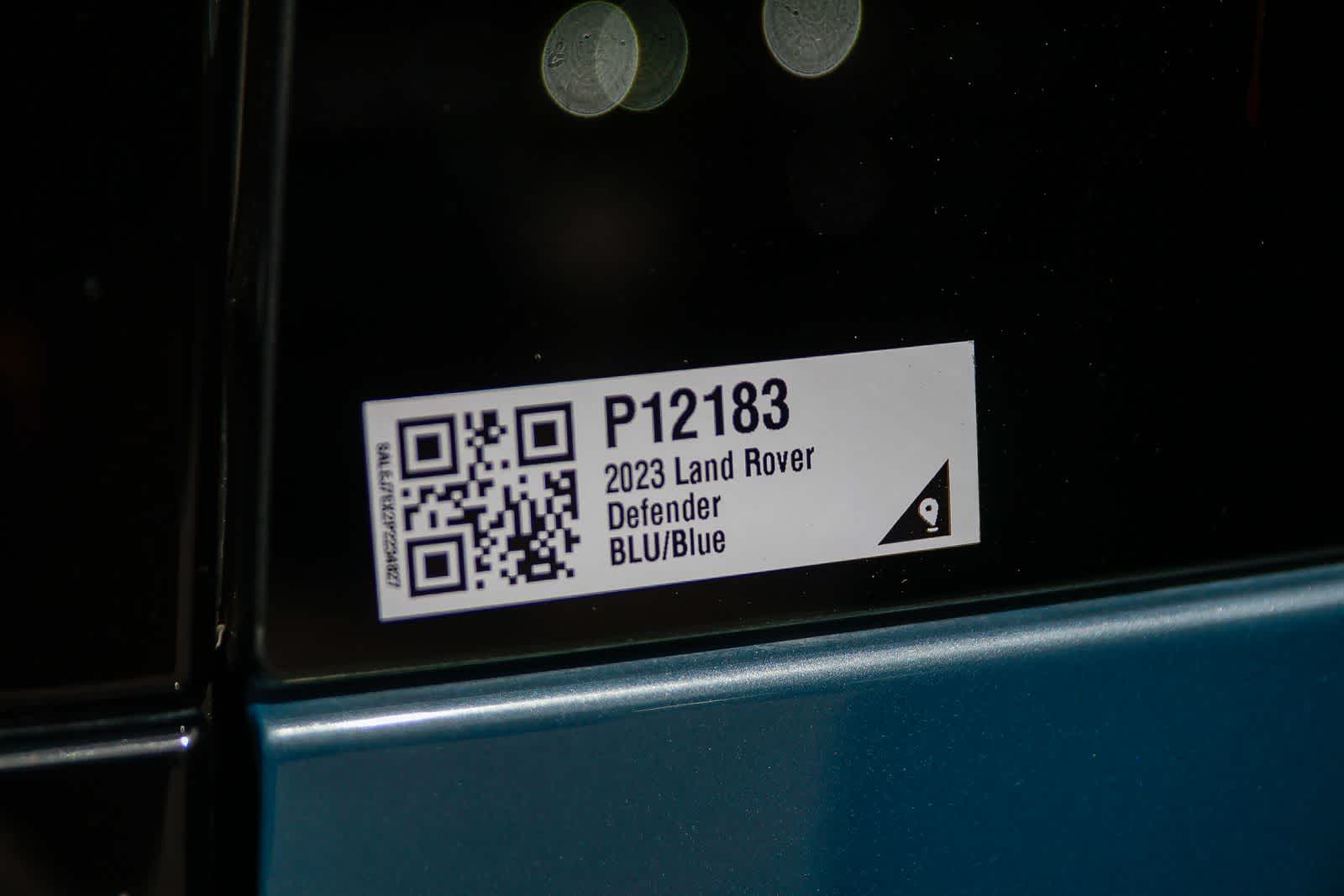 Thumbnail: 2023 Land Rover Defender - 31