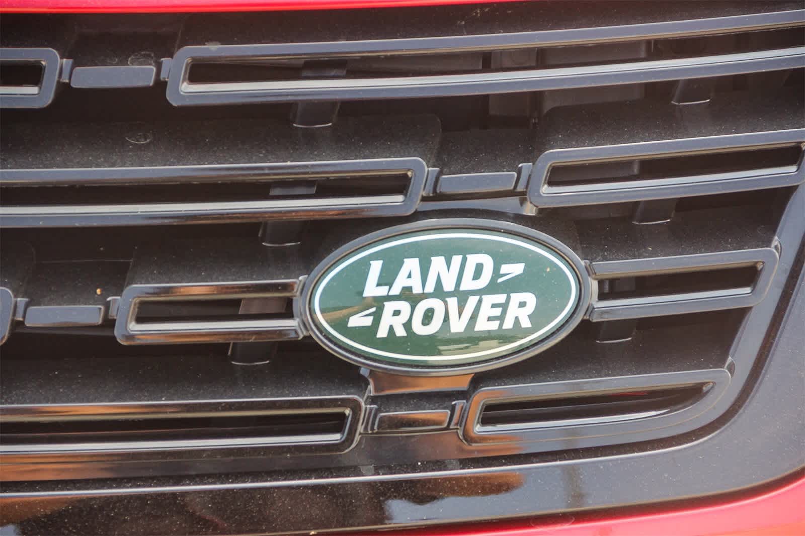 Thumbnail: 2025 Land Rover Range Rover Sport - 11