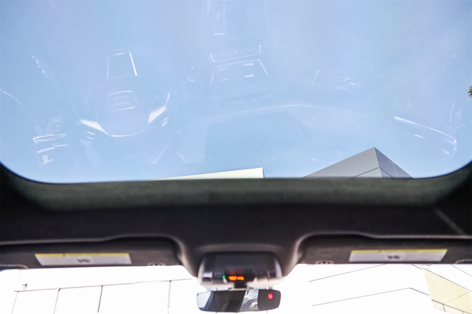 Thumbnail: 2024 Audi RS e-tron GT - 16