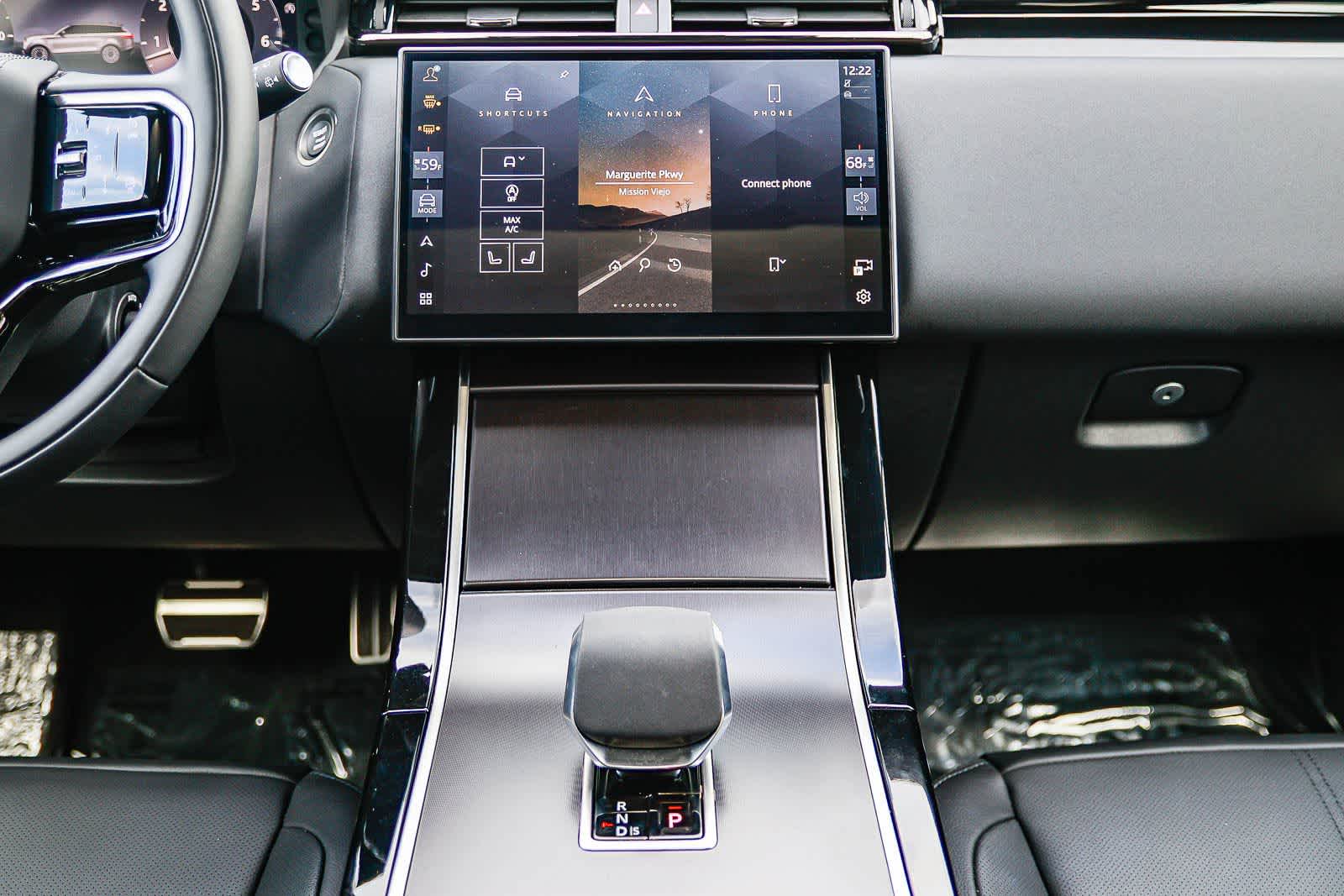 Thumbnail: 2026 Land Rover Range Rover Velar - 8