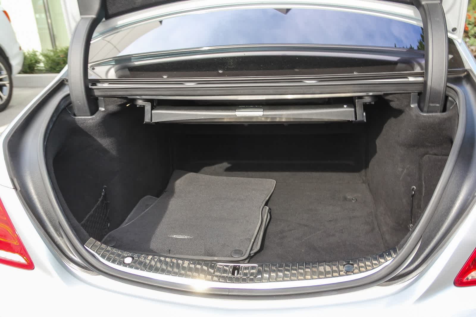 Thumbnail: 2016 Mercedes-Benz S-Class - 22