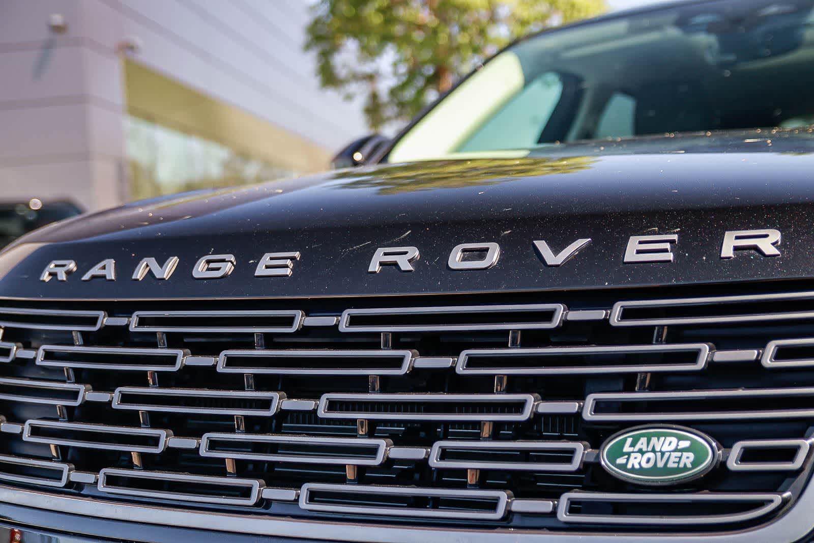 Thumbnail: 2025 Land Rover Range Rover Velar - 11