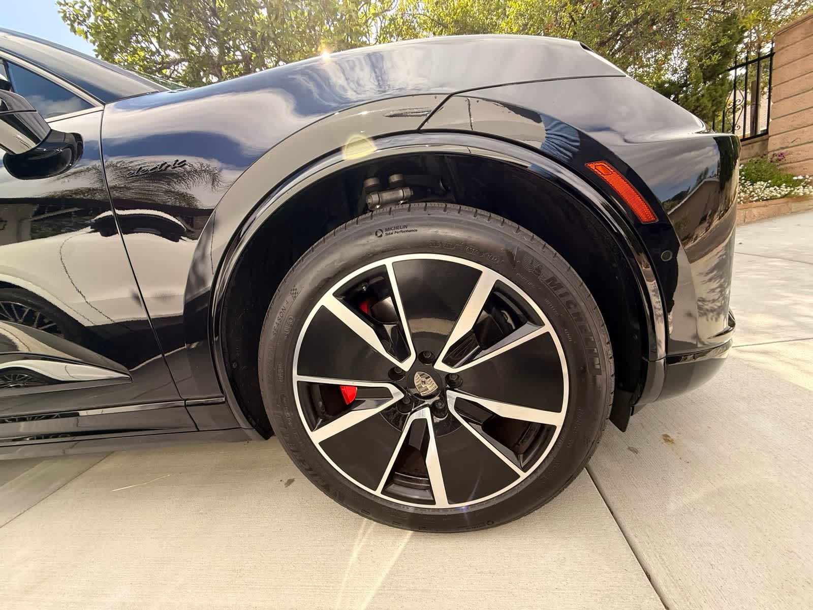 Thumbnail: 2024 Porsche Macan - 6