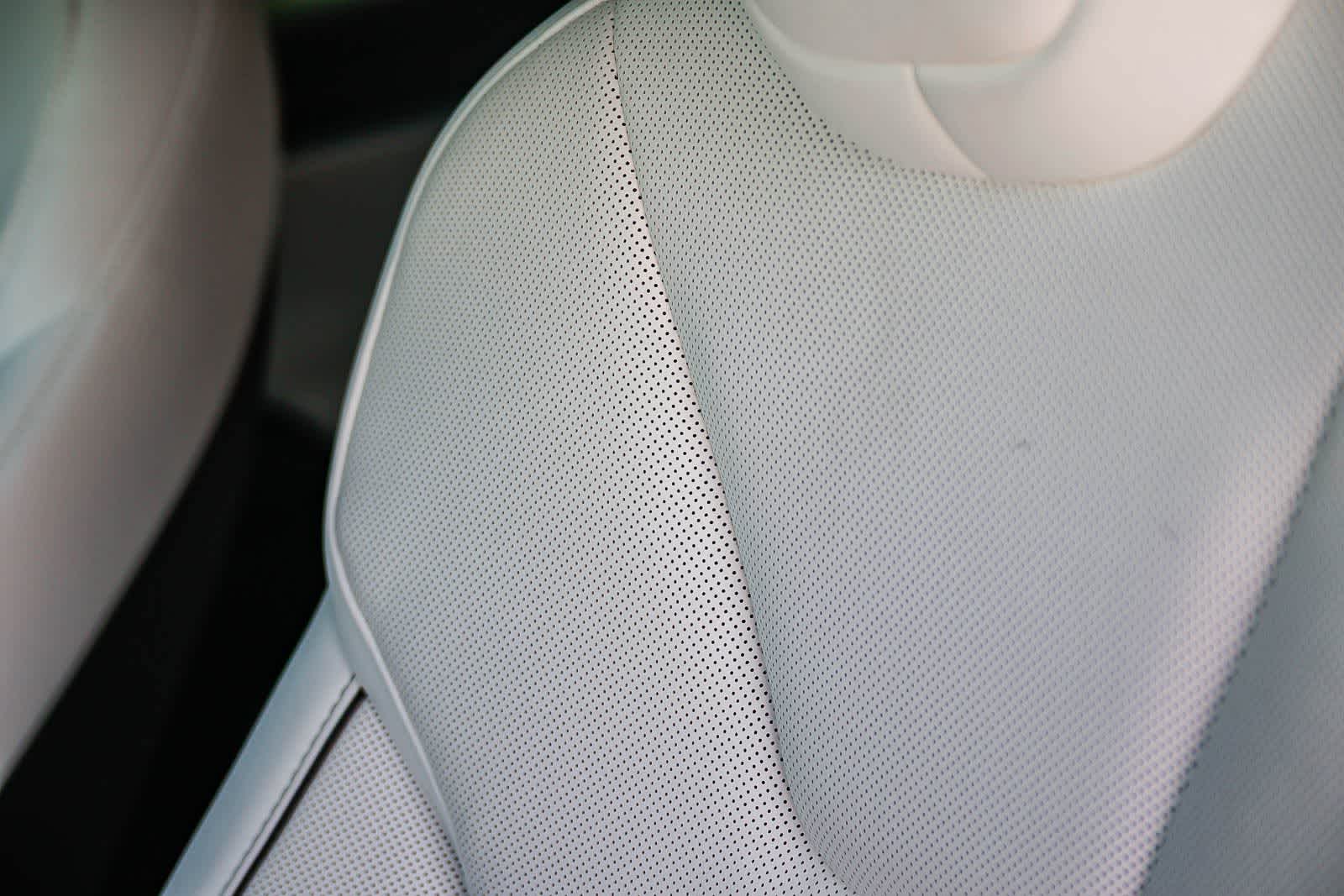 Thumbnail: 2023 Tesla Model X - 29