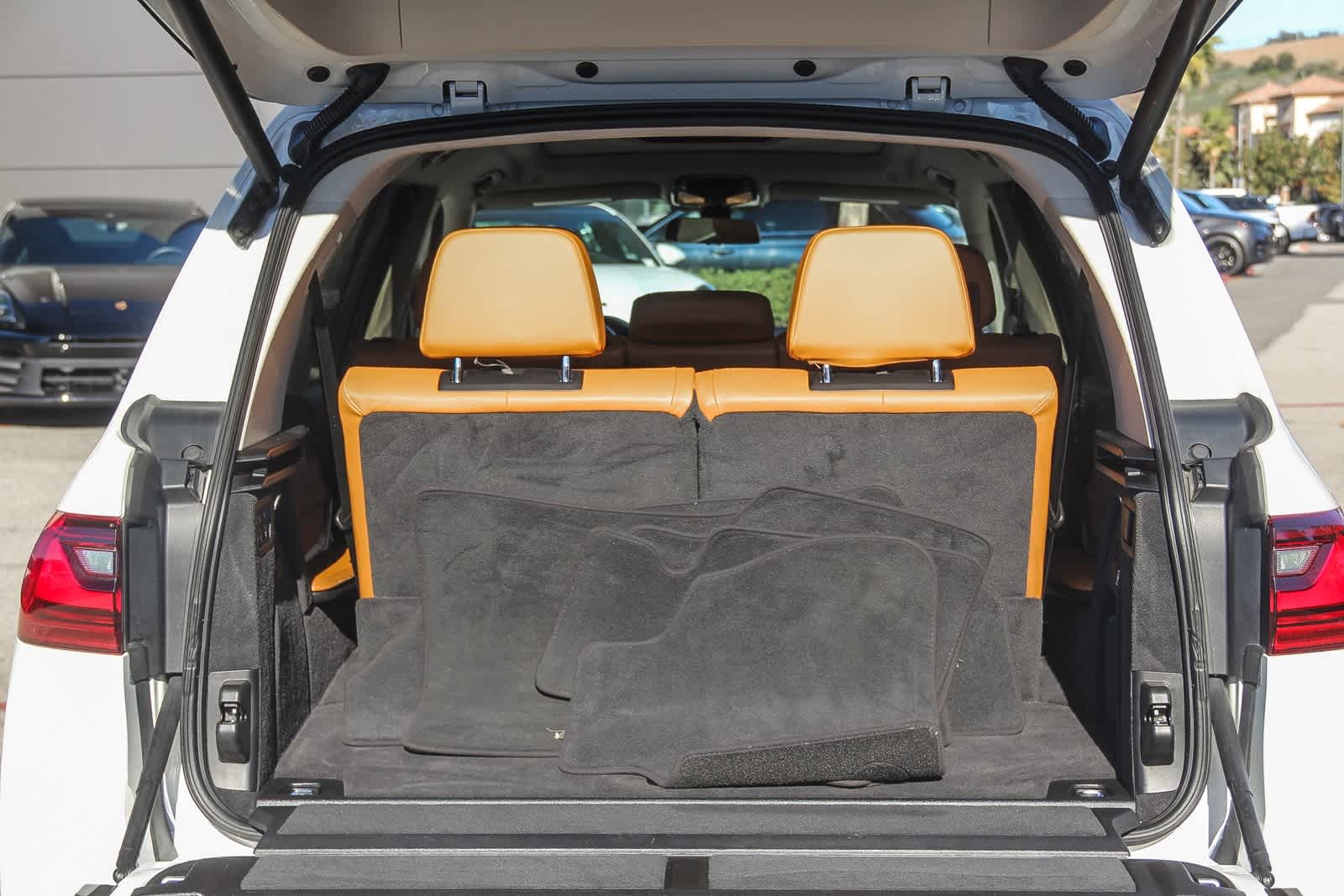 Thumbnail: 2019 BMW X7 - 22