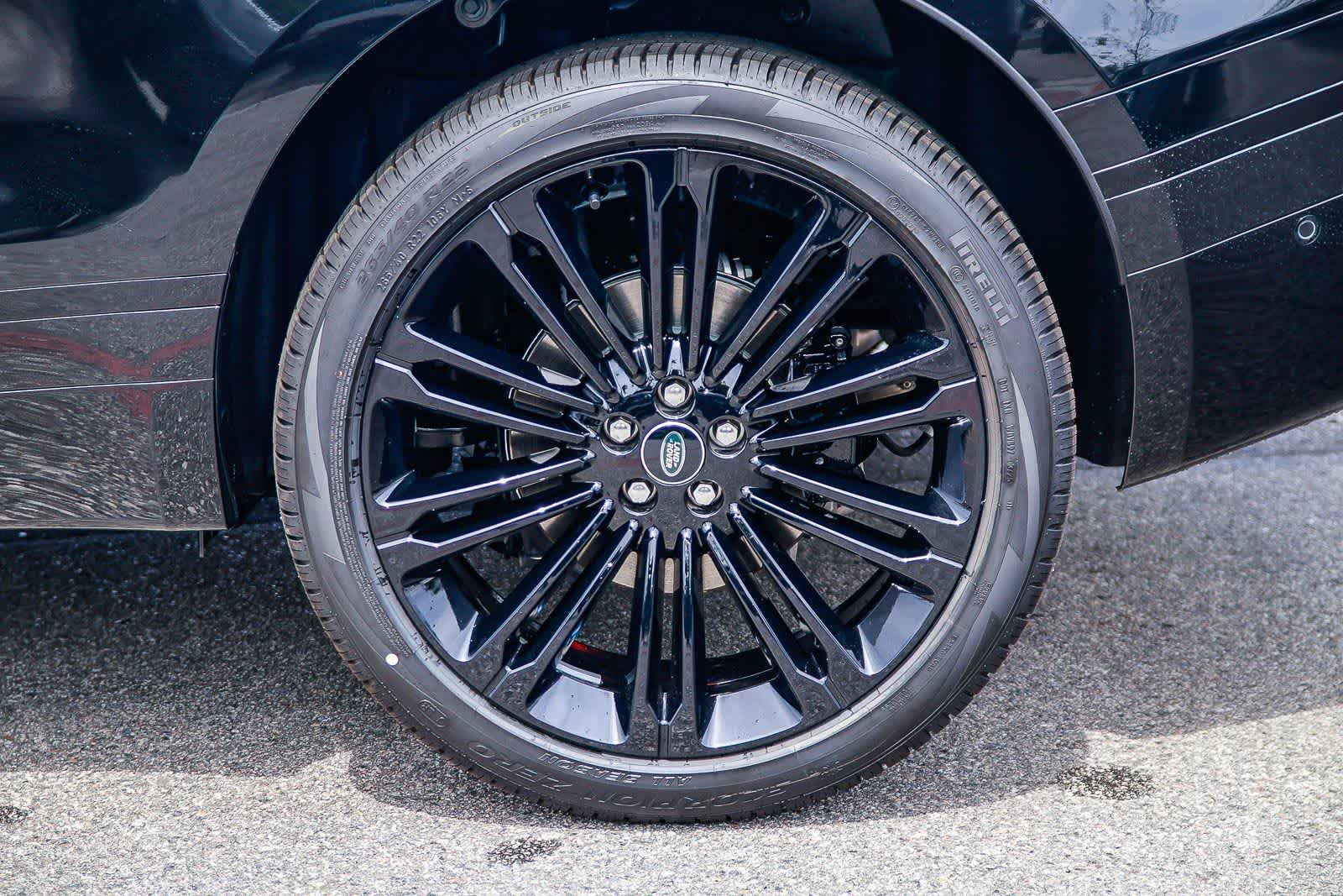 Thumbnail: 2026 Land Rover Range Rover Velar - 8