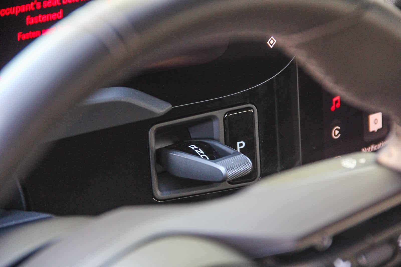 Thumbnail: 2025 Porsche Taycan - 20