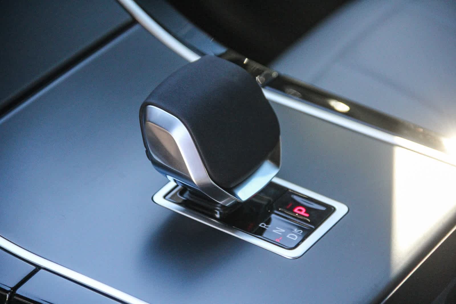 Thumbnail: 2026 Land Rover Range Rover Evoque - 19