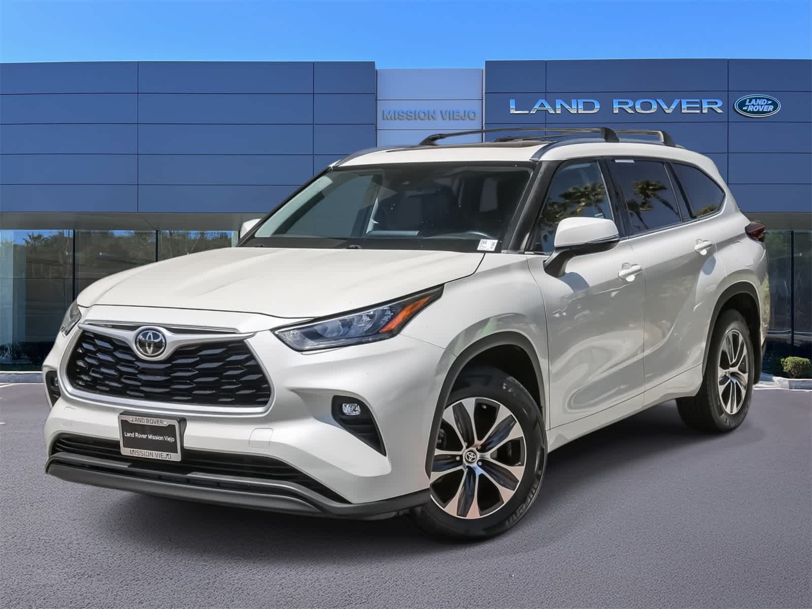 2020 Toyota Highlander XLE -
                  Mission Viejo, CA